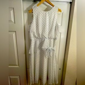 Gabby Skye, size 14 midi dress, cream/baby blue polka dots